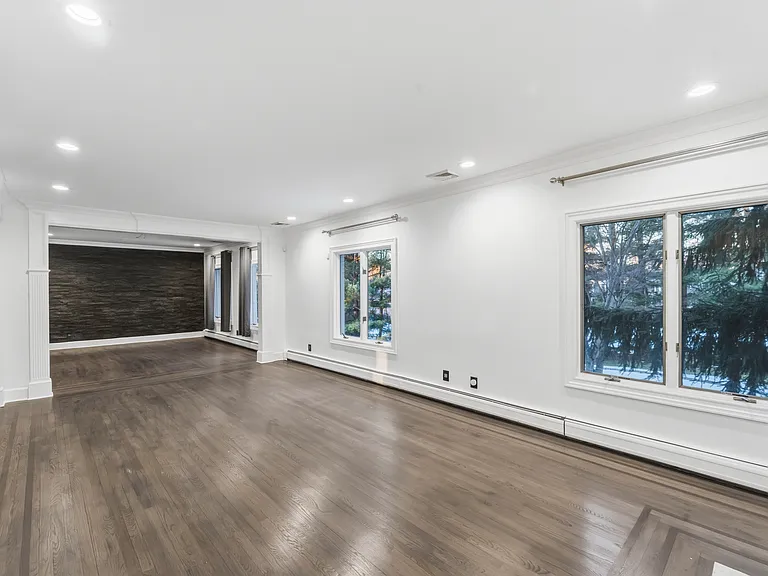 99 Ogle Rd — Photo 34