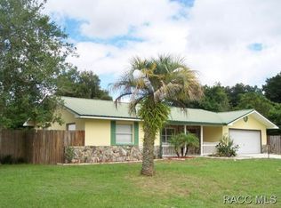 6107 E Peach St, Inverness, FL 34452