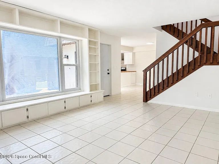 2115 Harrison St — Photo 9
