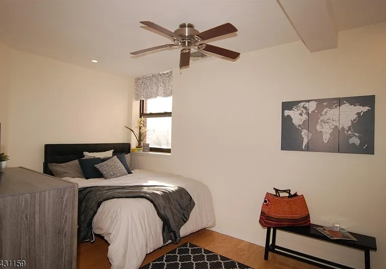 124 E Main St #209 — Photo 13