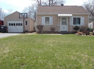 24 Cresthaven Ave, Albany, NY 12205