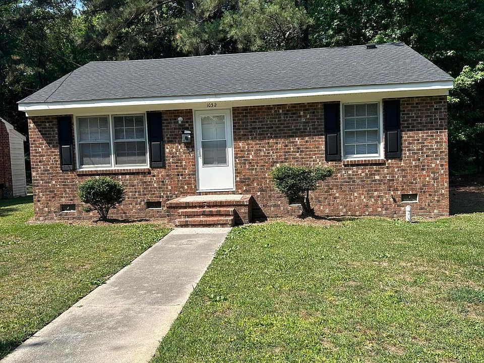 1st image of 1032 Burt Street