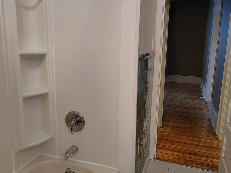 85 Main St #1 — Photo 21