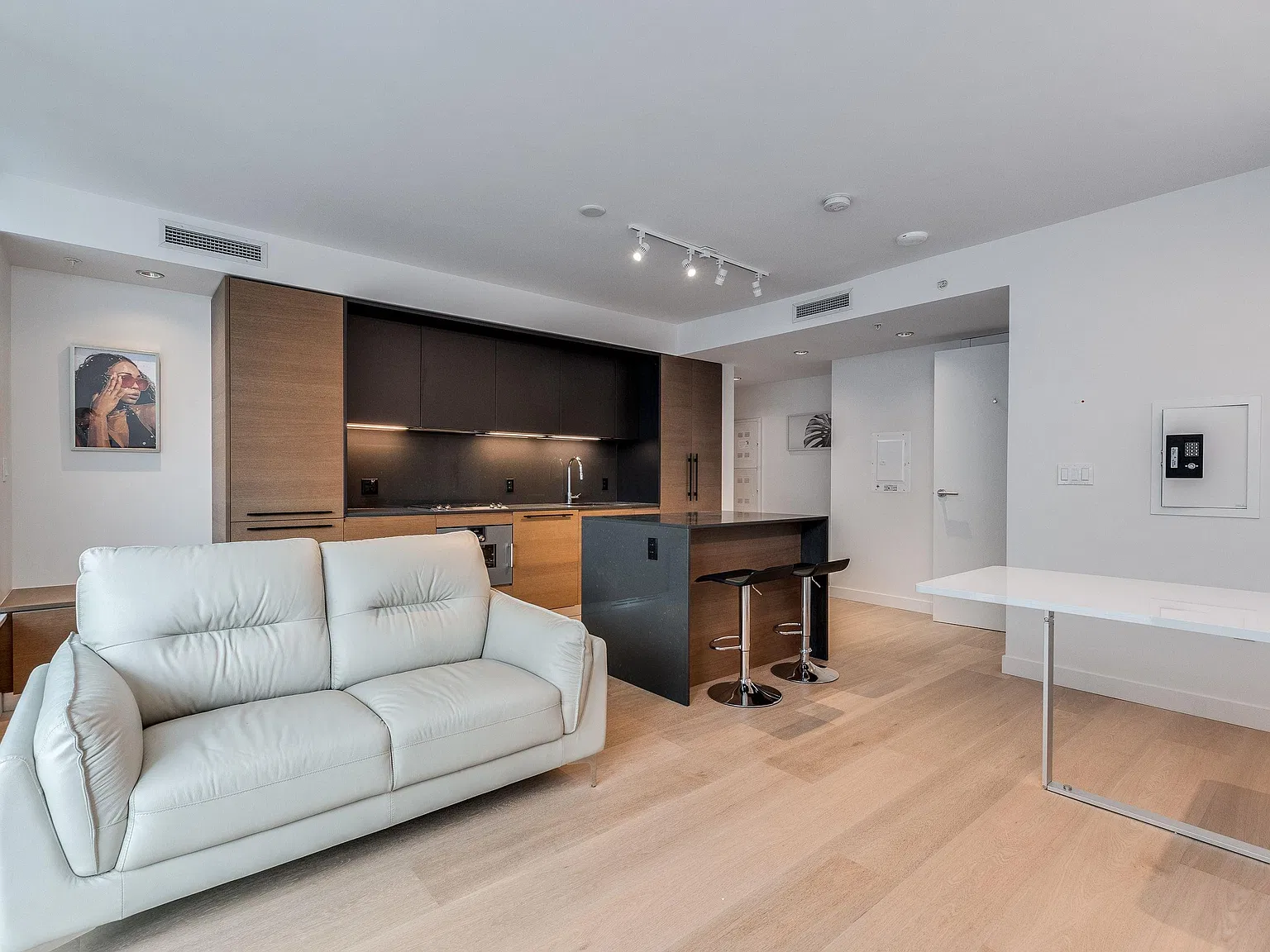 Studio, 459 sqft, $2,790 — Photo 1