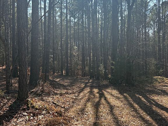 5th image of Brewer Farm Rd