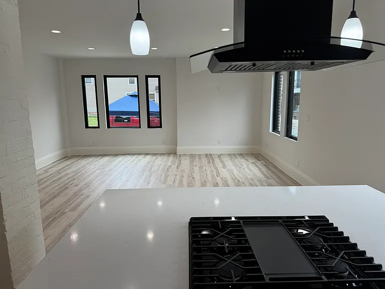 6810 Herman Ave — Photo 11