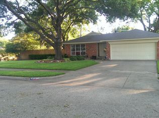 11621 Neering Dr, Dallas, TX 75218