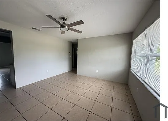 3 bed, 1158 sqft, $1,750 — Photo 4
