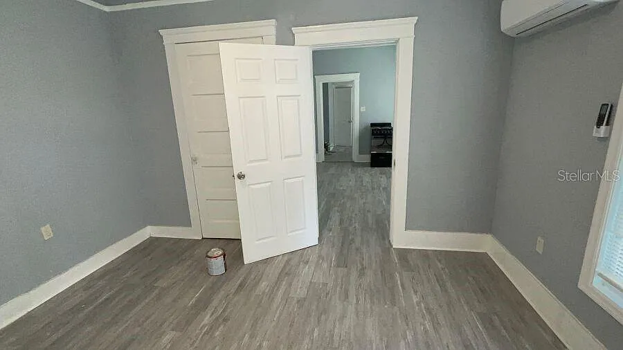 2 bed, 1.0 bath, 450 sqft, $1,600 — Photo 3