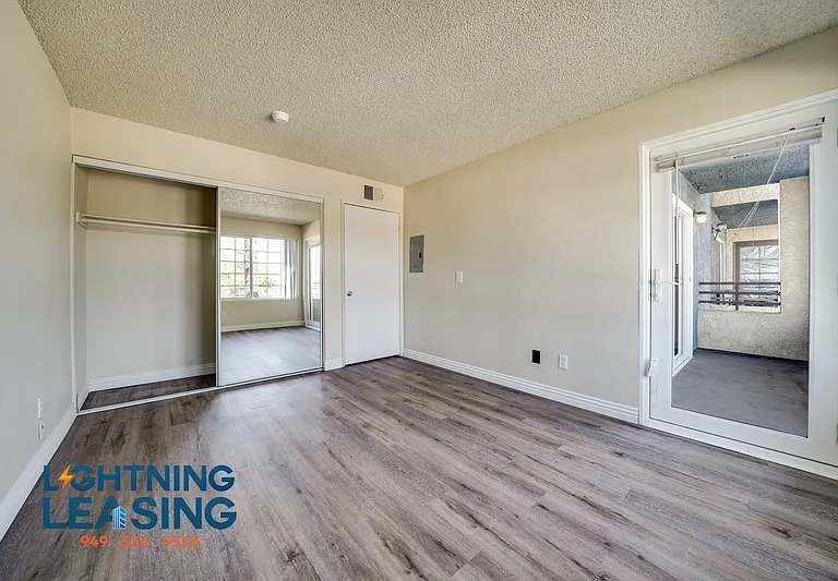 2850 Riverside Dr #2-206 — Photo 9
