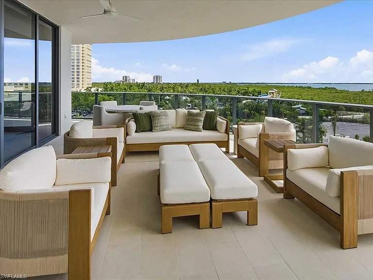 5100 Seagrass Blvd #306 — Photo 44