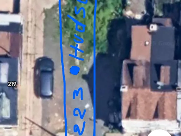 223 Hudson St, Reading, PA 19601