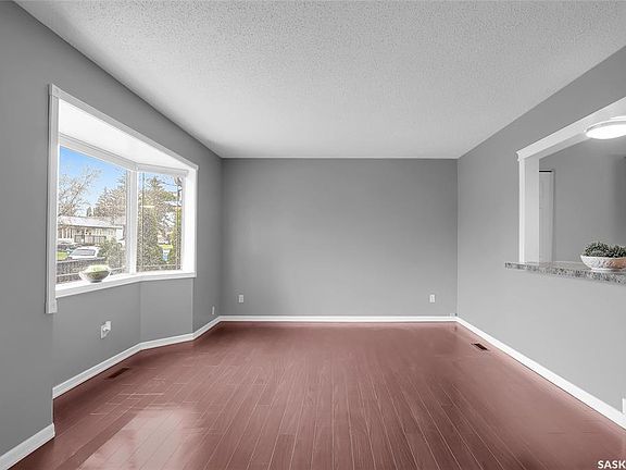 5th image of 606 Wardlow ROAD