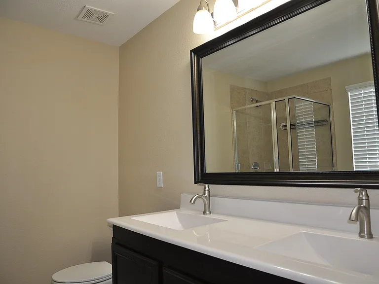16025 Summerville Lake Dr — Photo 36