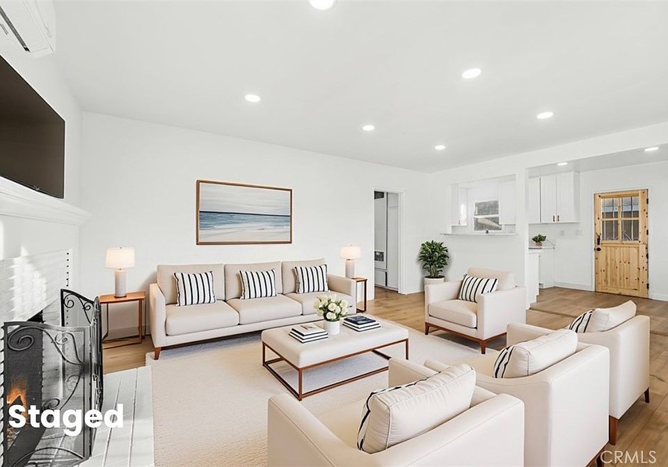 15320 Bledsoe St, Sylmar, CA 91342 | Zillow