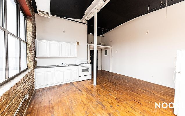 1st image of 27 Arion Pl APT 401