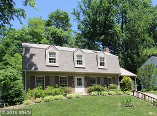 5203 Yosemite Dr, Rockville, MD 20853