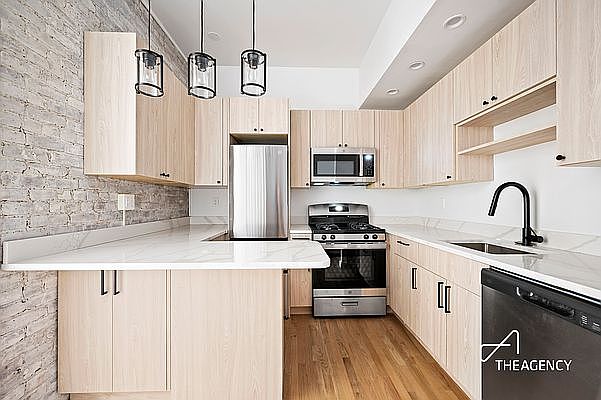 1st image of 605 W 112th St #1L