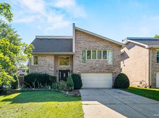 638 N Franklin Ave, Palatine, IL 60067