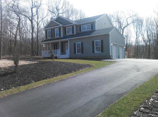 402 Sheep Pasture Rd, Port Jefferson Station, NY 11776