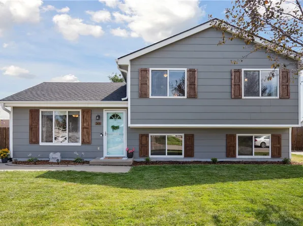 301 NE Trent Ave, Elkhart, IA 50073