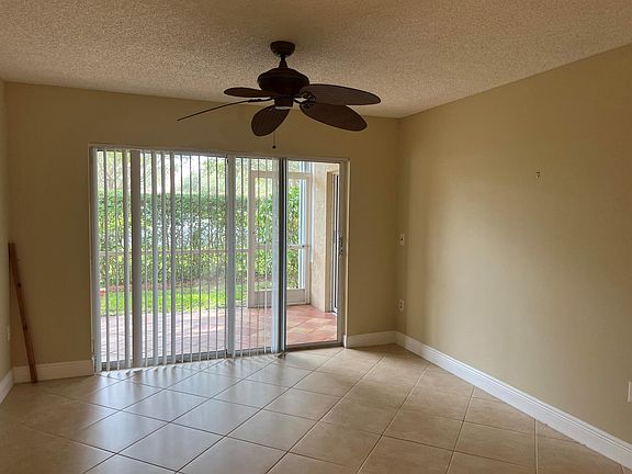 4th image of 254 Village 4106 Blvd