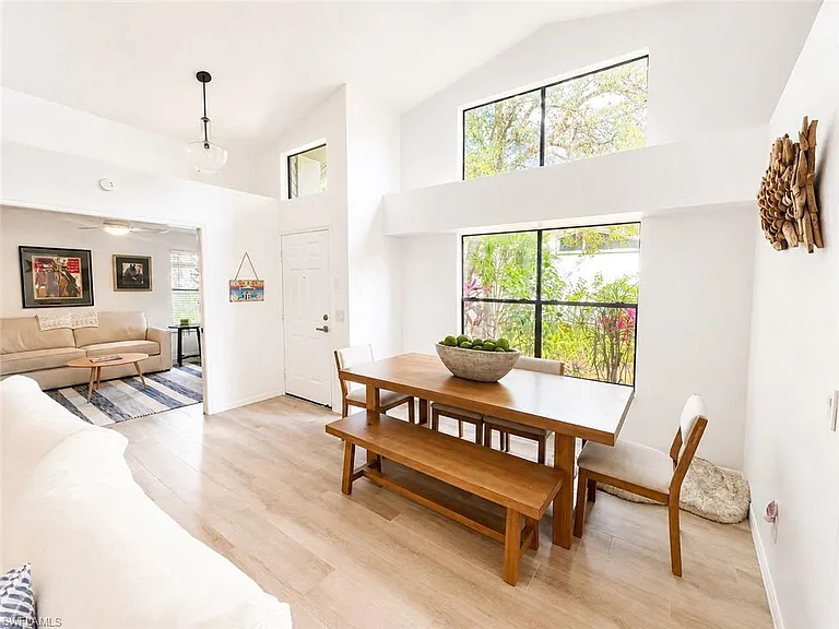 27123 Kindlewood Ln — Photo 9