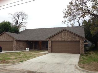 416 E Simmons St, Weatherford, TX 76086