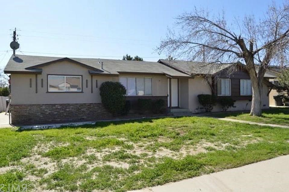 1st image of 549 W Montrose Ave