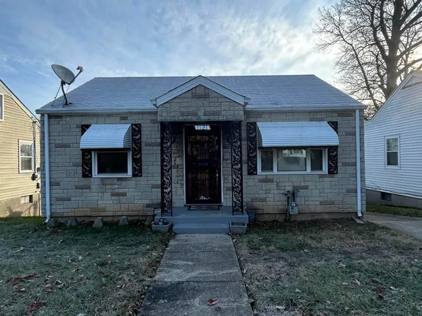 1121 Plato Ter, Louisville, KY 40211