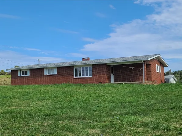 6826 County Road 10, Adena, OH 43901