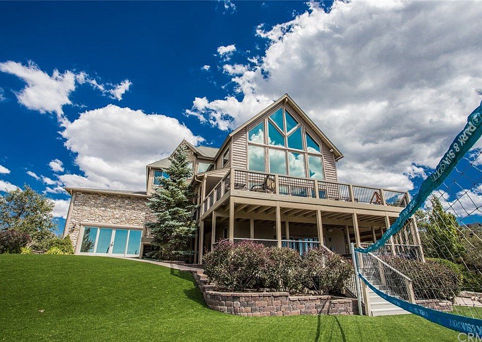 1st image of 447 Starlight Cir
