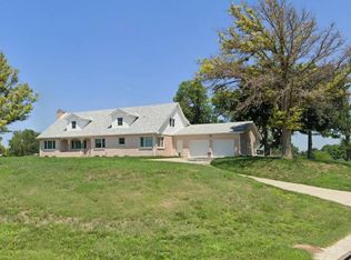 9809 S 204th St, Gretna, NE 68028