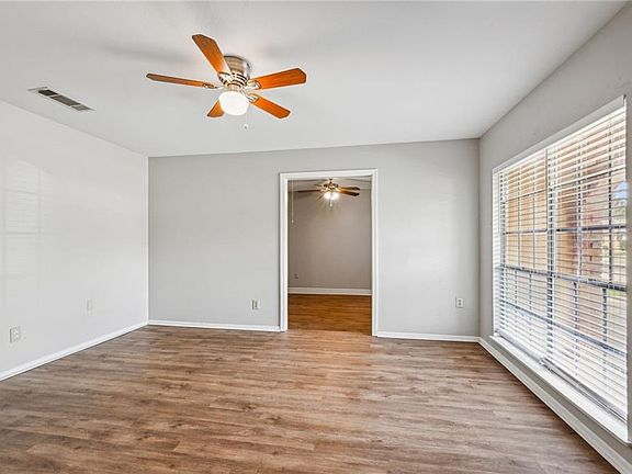2nd image of 1537 Wildwood Ln