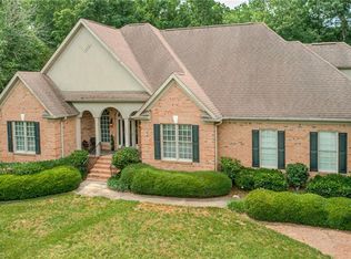 2809 Churchill Ct, High Point, NC 27262