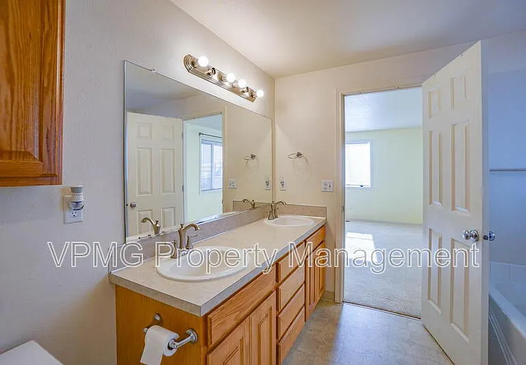 8620 NE 90th Pl — Photo 21