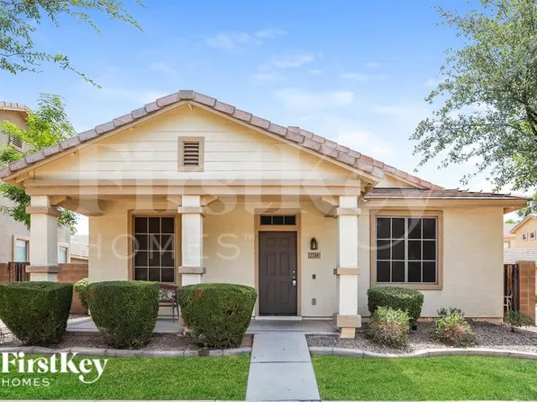 2745 S Cupertino Dr, Gilbert, AZ 85295