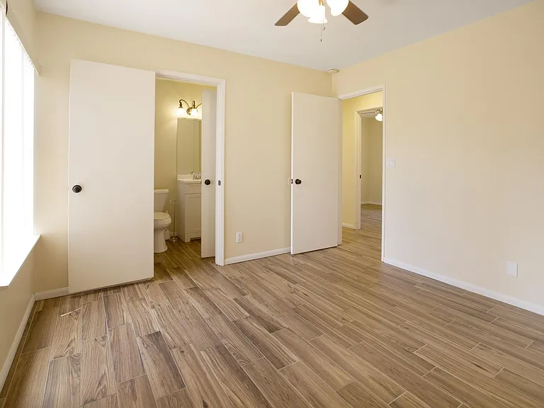 2380 Bryson Pl — Photo 6