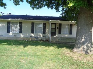 105 Spring Rd, Bartlesville, OK 74003