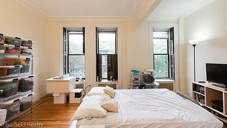 Rented by Garfield Realty 