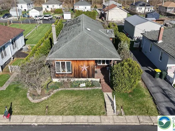 2741 Limestone St, Coplay, PA 18037