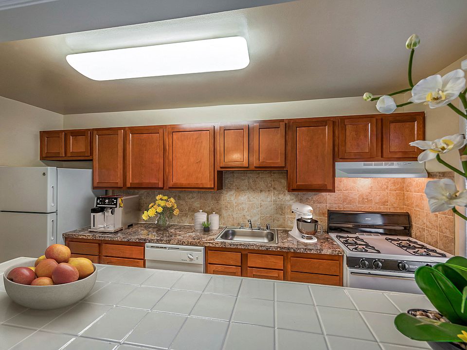 1st image of 1020 Cayer Dr #1021-206