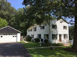 743 E Rock Rd, Allentown, PA 18103