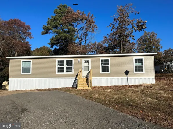 11215 5th St, Bridgeville, DE 19933