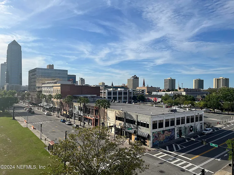 400 E Bay St #402 — Photo 60