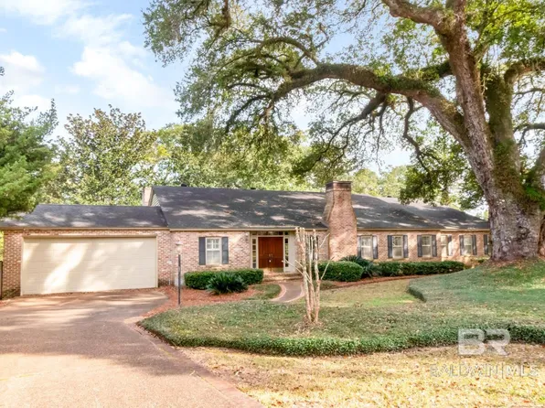 132 Myrtlewood Ln, Mobile, AL 36608