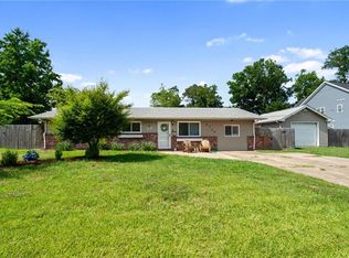 4740 Victory Rd, Virginia Beach, VA 23455