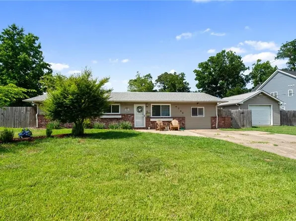 4740 Victory Rd, Virginia Beach, VA 23455