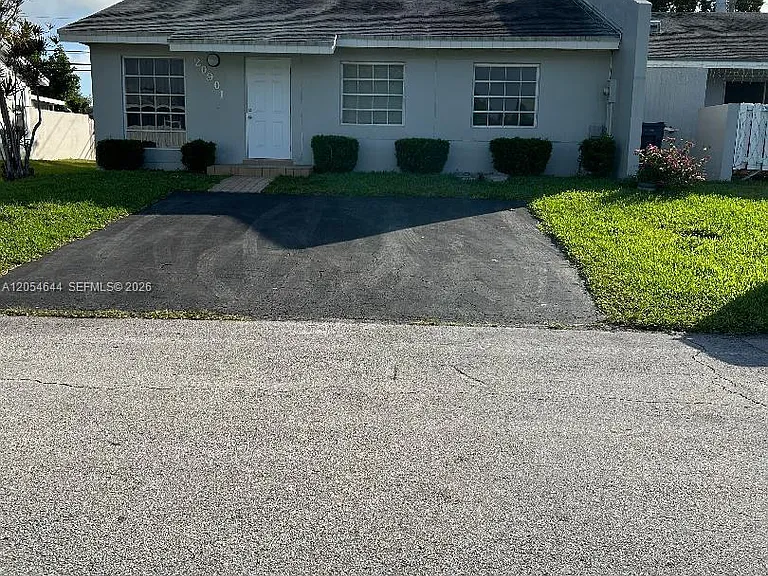20901 SW 103rd Ct #20901 — Photo 2