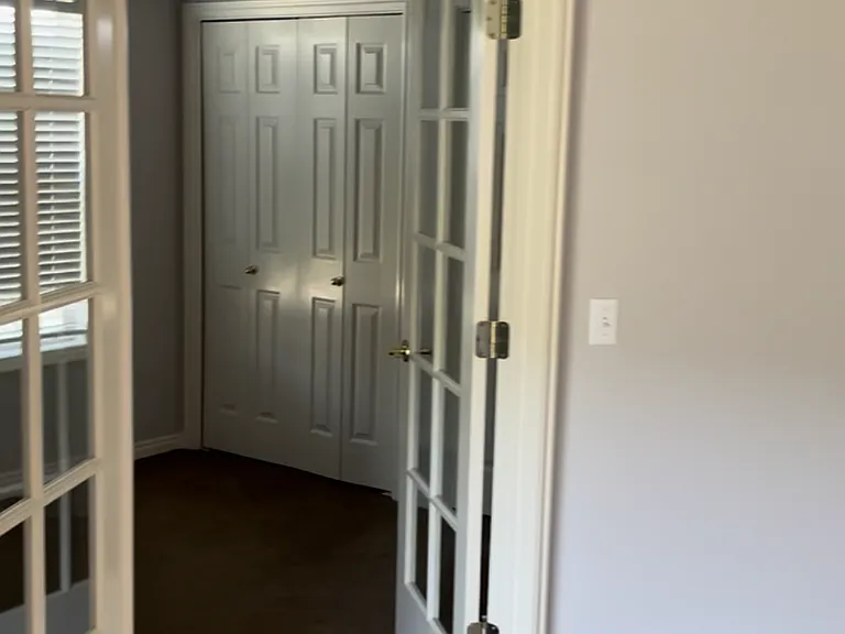 1004 Uri Ln #6 — Photo 2